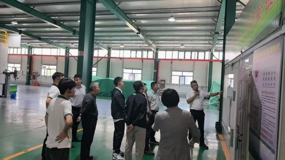 图片11.jpg 图片11.jpg